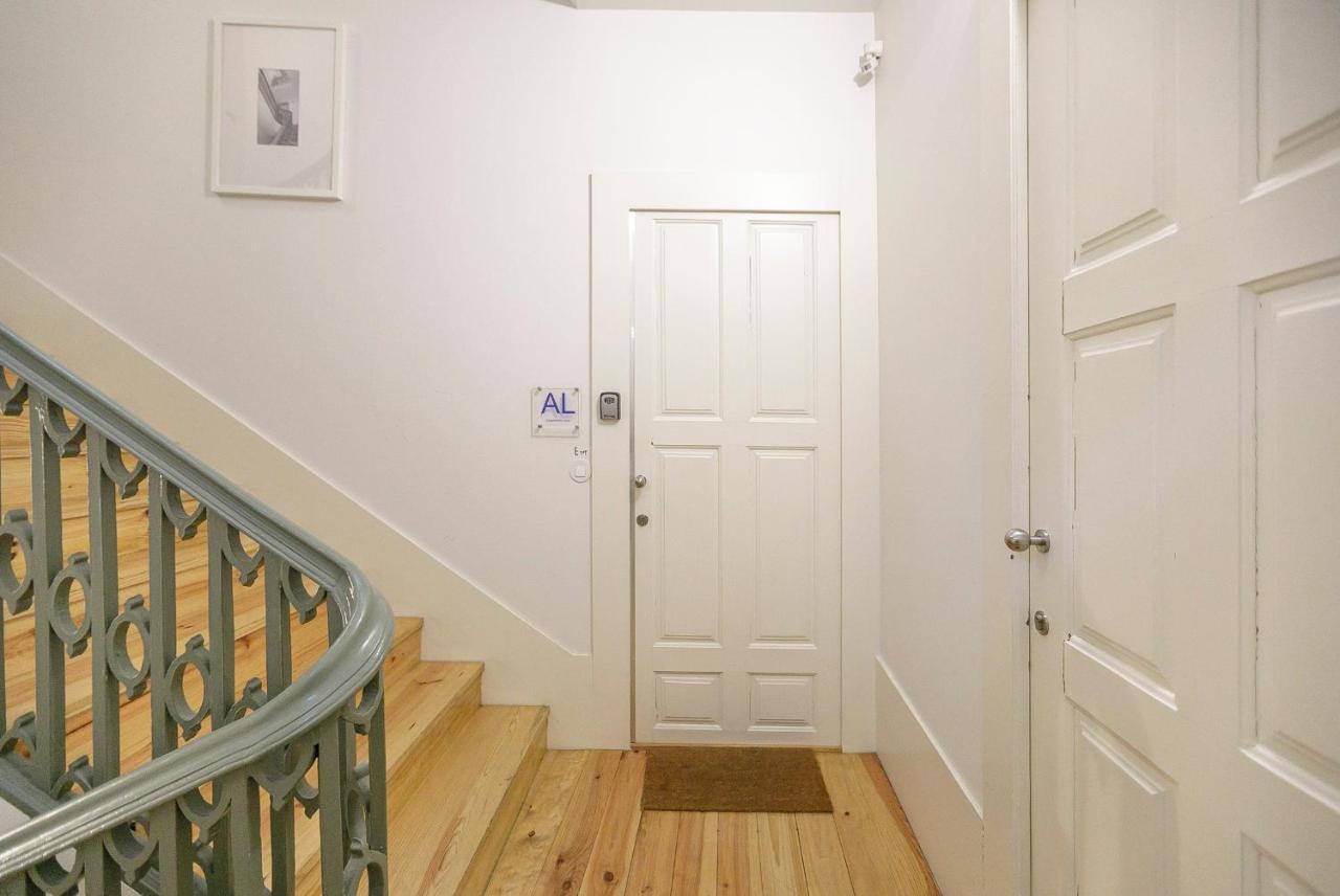 Lovelystay - Cativo Studio Downtown By Metro Station Porto Zewnętrze zdjęcie
