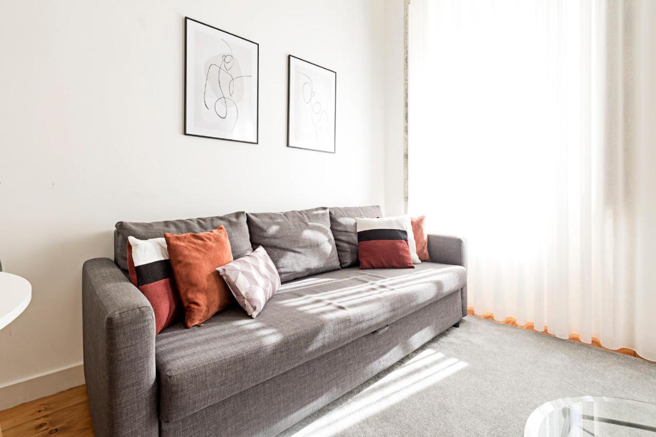 Lovelystay - Cativo Studio Downtown By Metro Station Porto Zewnętrze zdjęcie