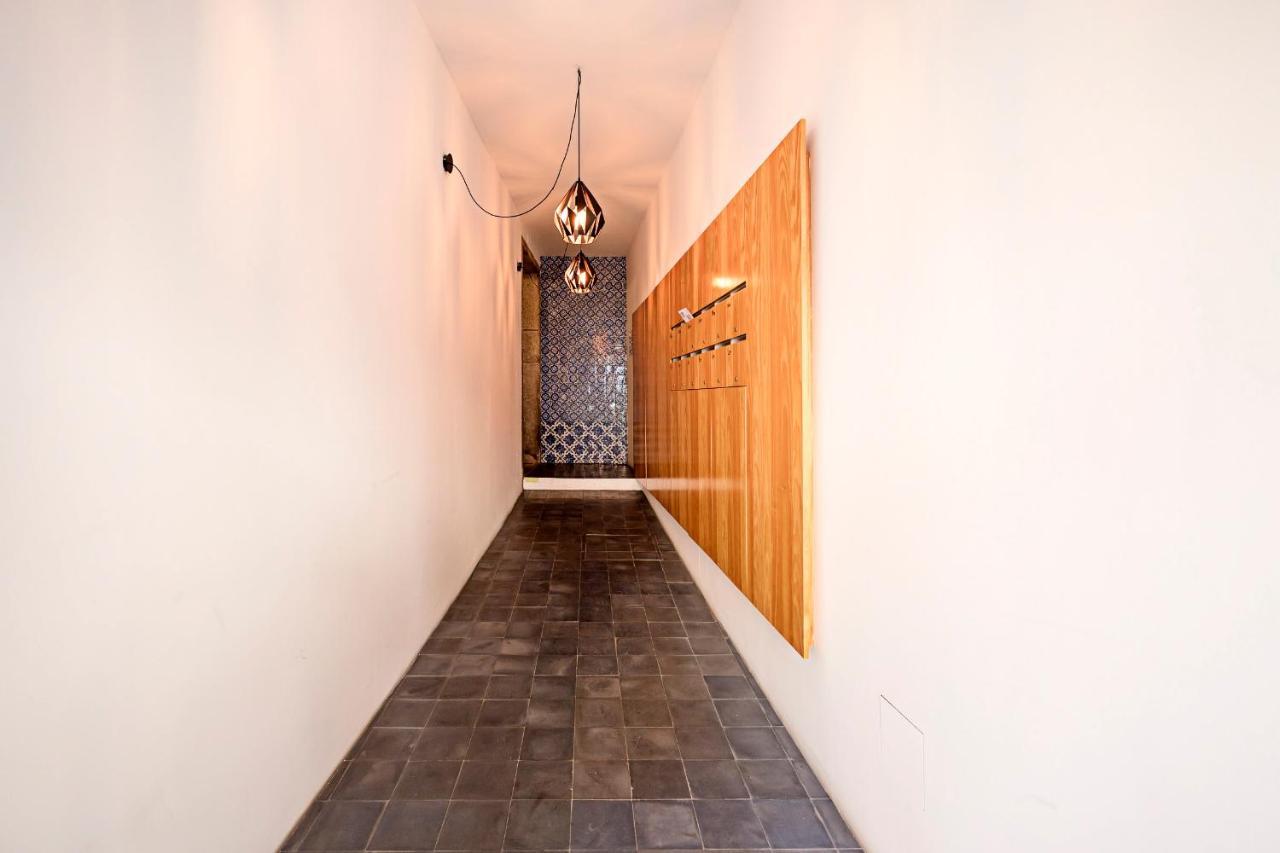 Lovelystay - Cativo Studio Downtown By Metro Station Porto Zewnętrze zdjęcie