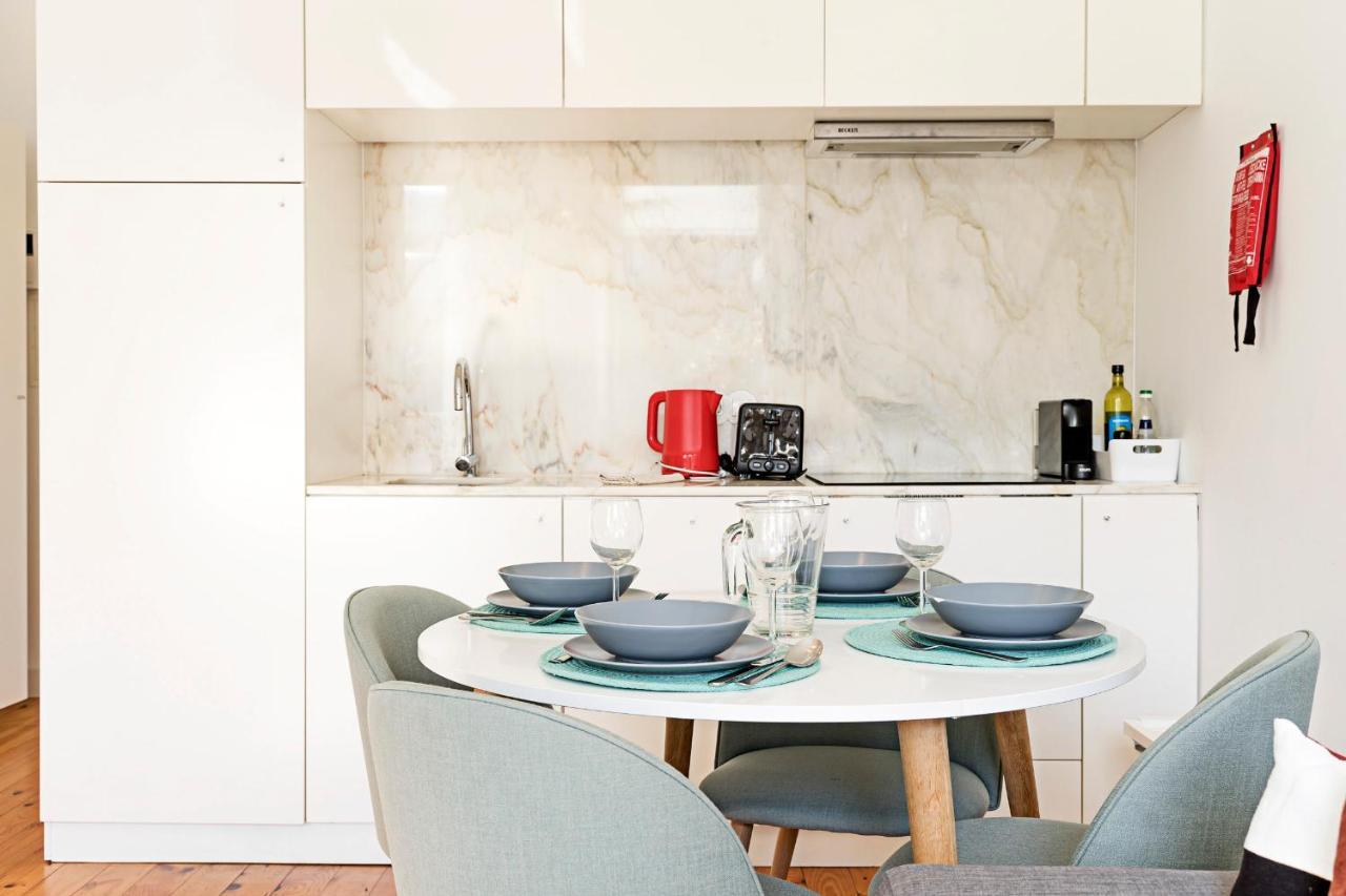 Lovelystay - Cativo Studio Downtown By Metro Station Porto Zewnętrze zdjęcie
