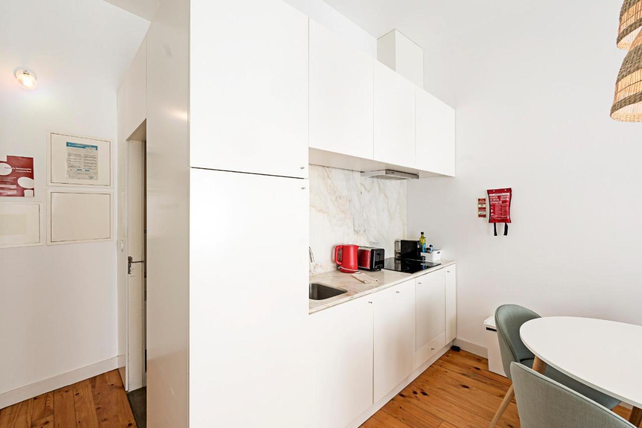 Lovelystay - Cativo Studio Downtown By Metro Station Porto Zewnętrze zdjęcie